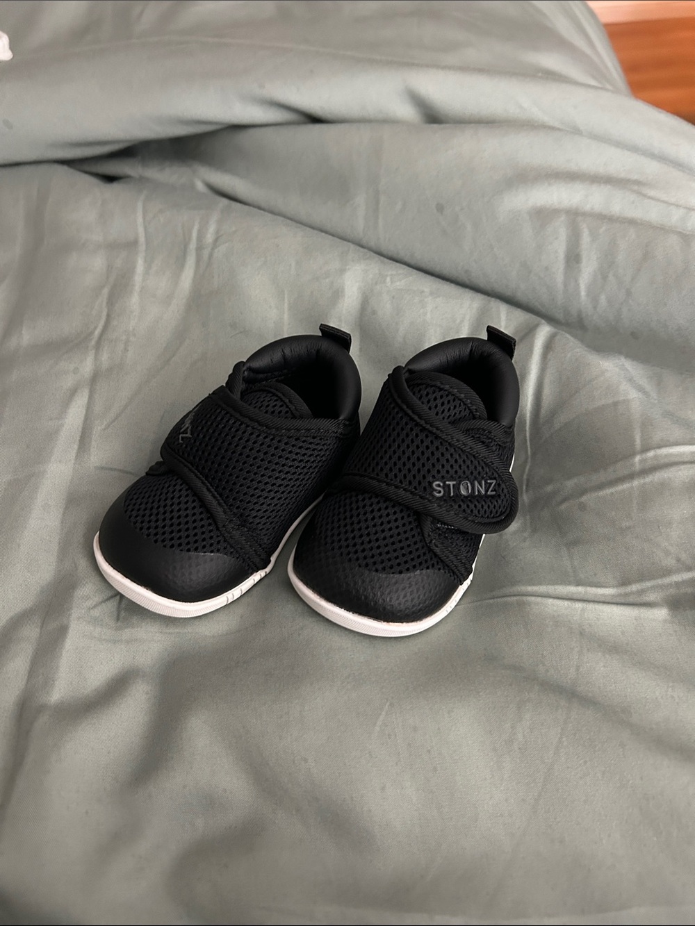 Stonz Baby shoes (6-12 months)